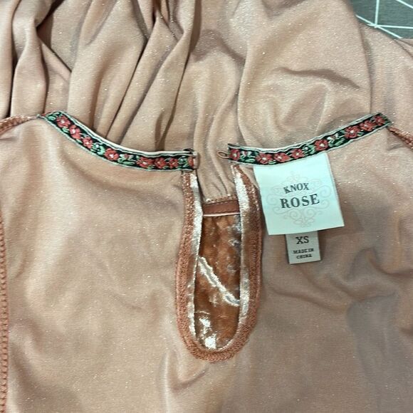 Knox Rose Dust Pink Velvet Sleeveless Top Low High style XS - Picture 7 of 10